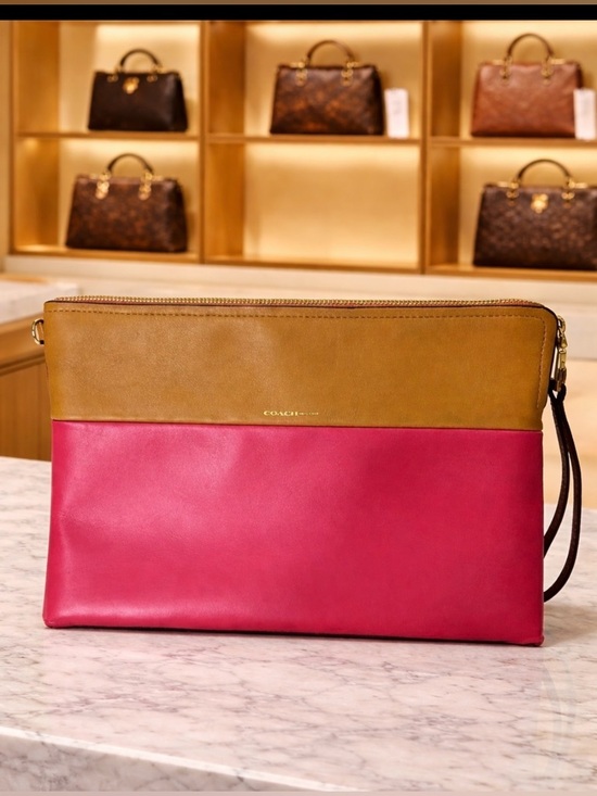 Coach Handbags - Coach Two-Tone Leather EUC Wristlet Pouch in Hot Pink and Tan